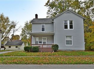 209 W 3rd St, Niles, OH 44446