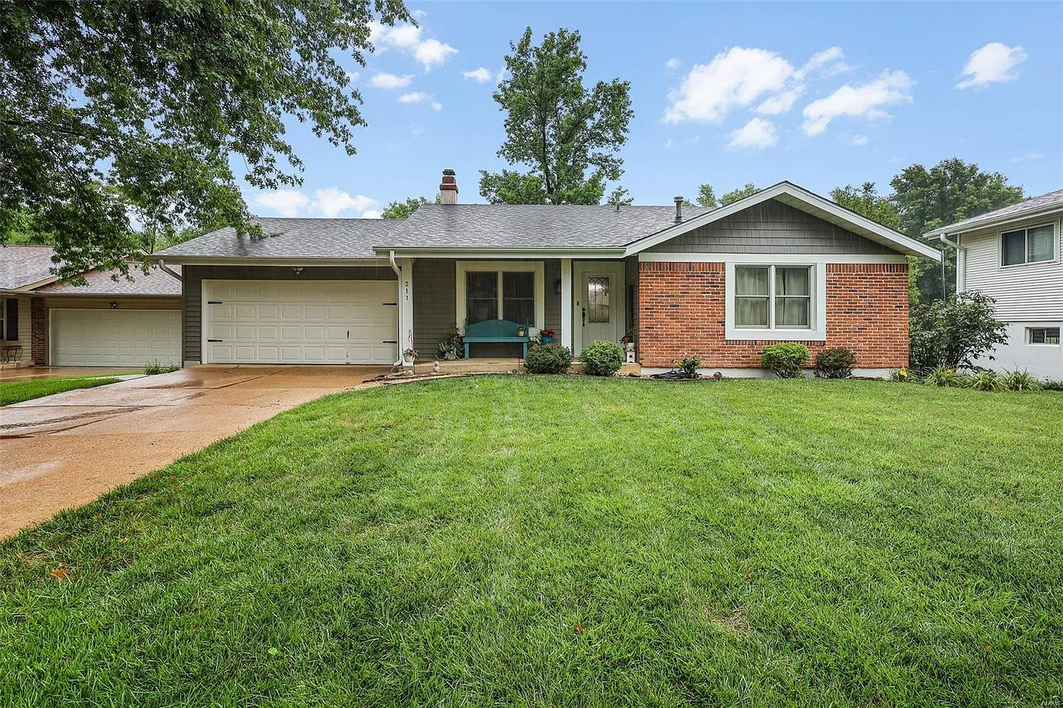 211 Straightoak Ct photo 1