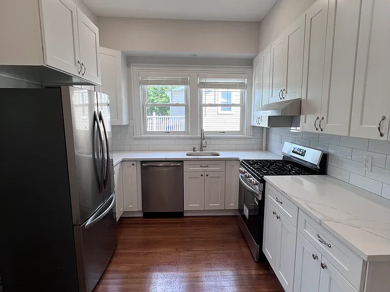 27 Oakwood Ave #1 — Photo 13