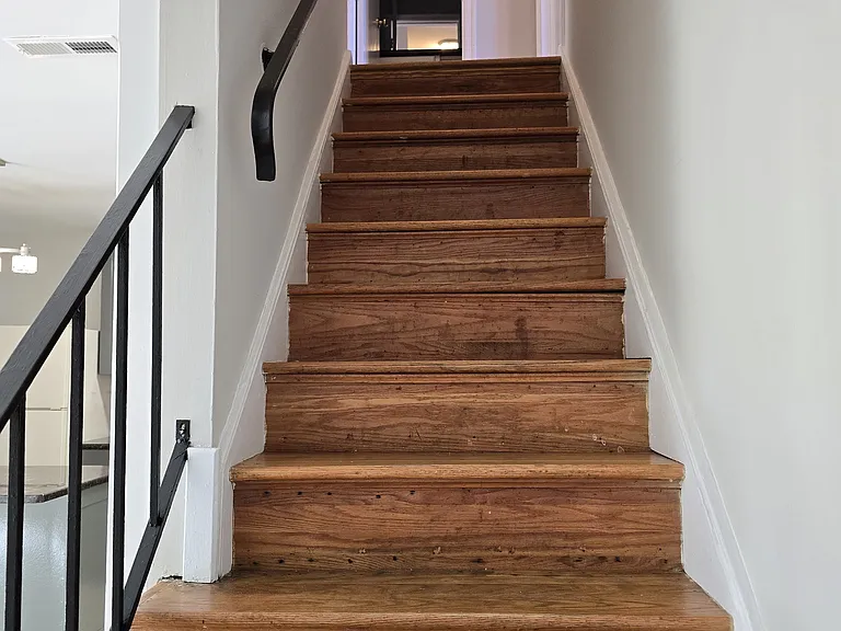 1402 Mormac Rd — Photo 1
