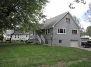 6102 Glendale Rd, Country Club, MO 64505