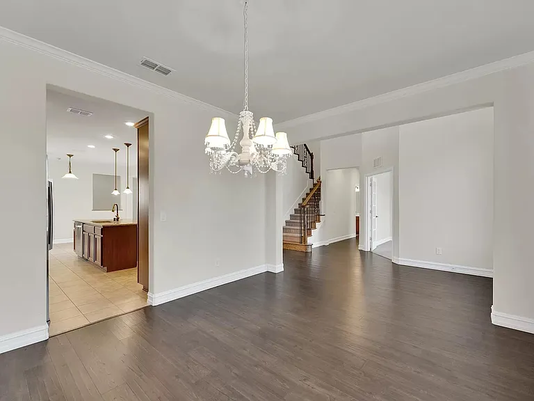 1044 Palmetto Dr — Photo 8