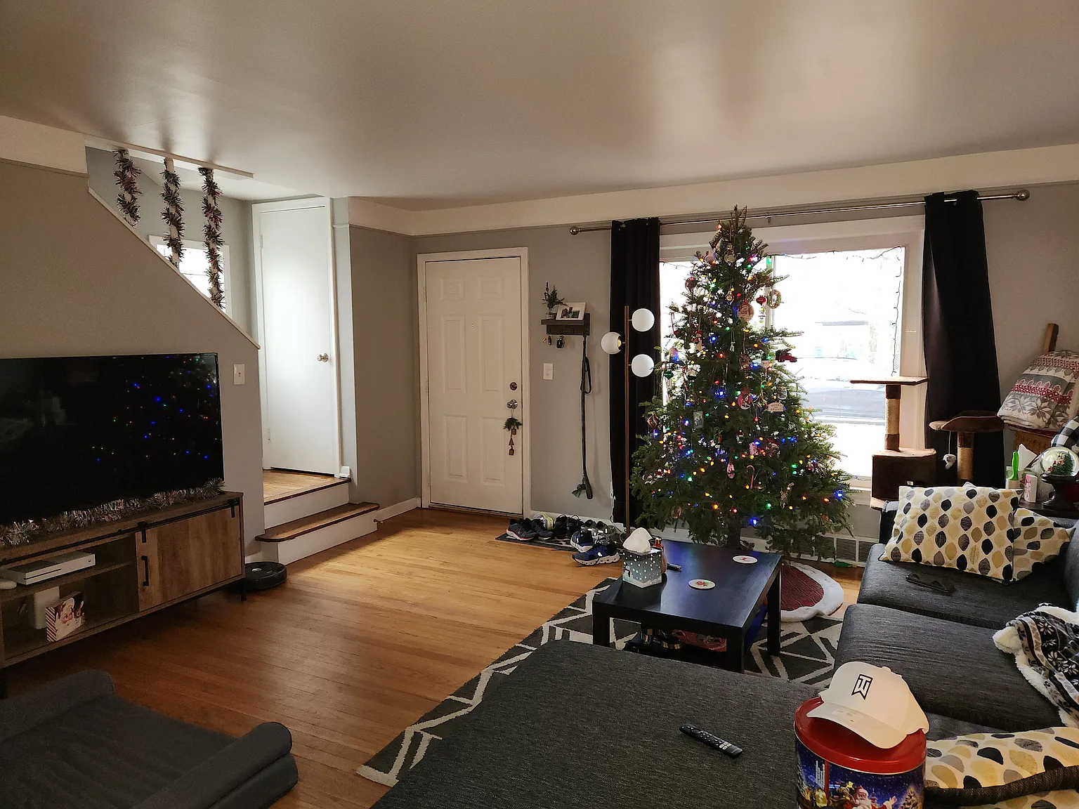 2 bed, 1250 sqft, $1,895 — Photo 2