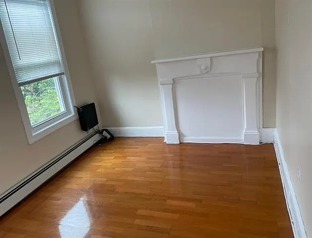 1 bed, 1.0 bath, 550 sqft, $2,050 — Photo 2
