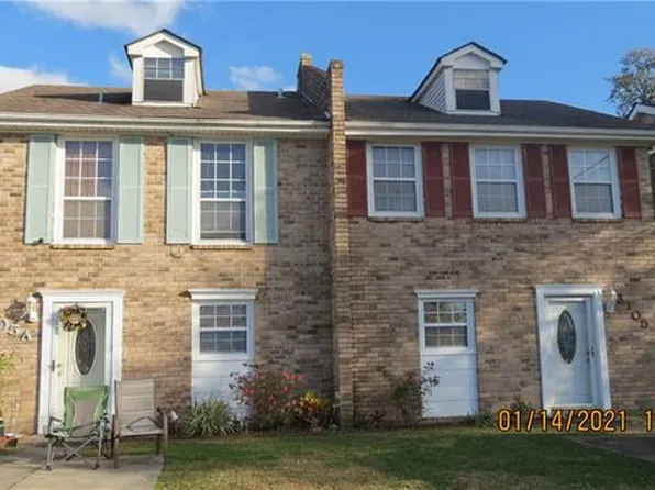3105A Pakenham Dr, Chalmette, LA 70043