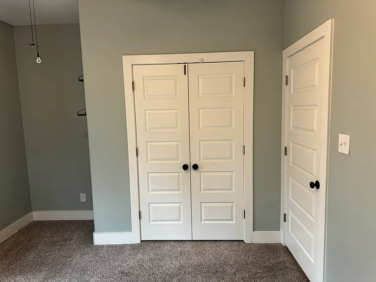 914 Bear Springs Trl — Photo 64