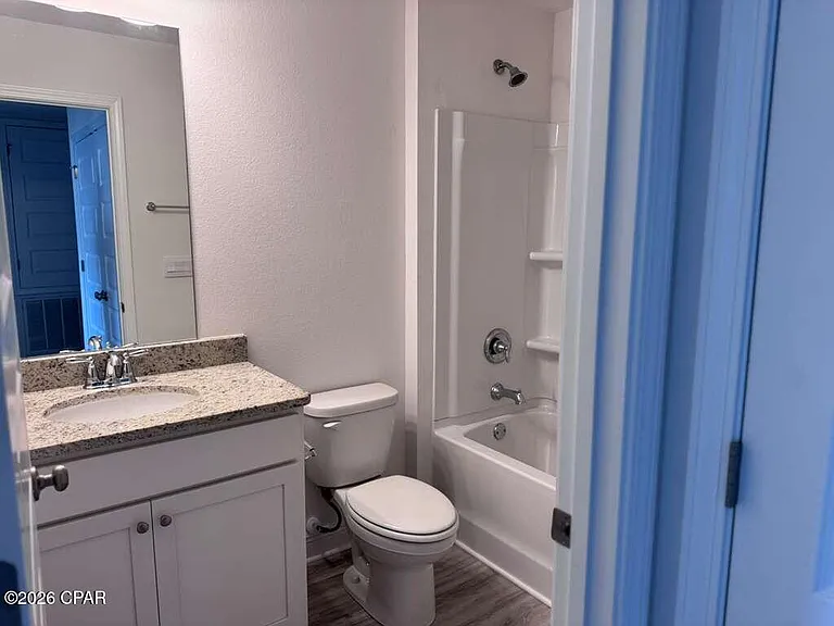 147 Ellery Ln — Photo 9