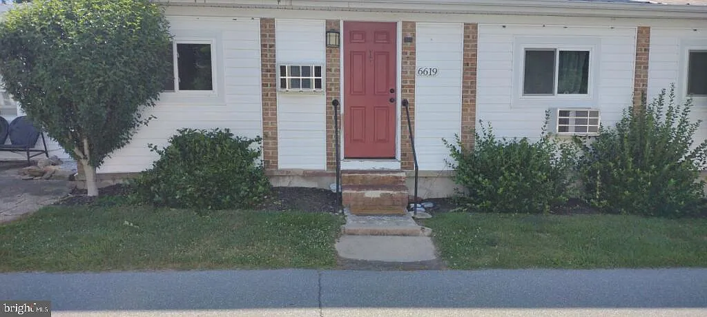 6619 Church St photo 1