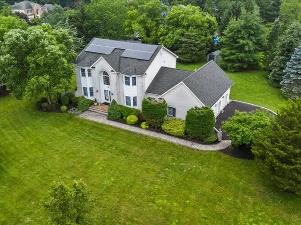 122 Sleepy Hollow Ln, Montgomery Twp., NJ 08502