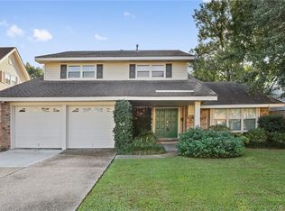 533 Lynnmeade Rd, Gretna, LA 70056