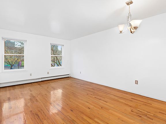 3rd image of 233 E 110th St APT 2