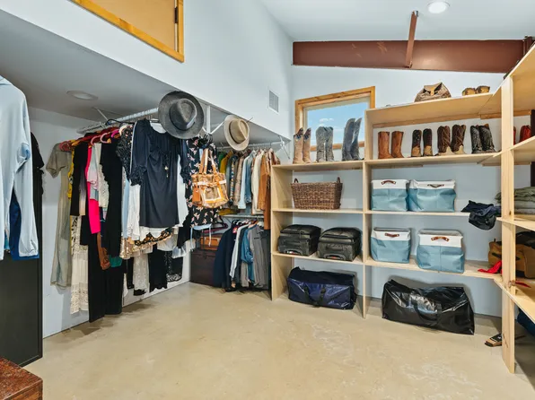 176 Elk Rdg, Canyon Lake, TX 78133