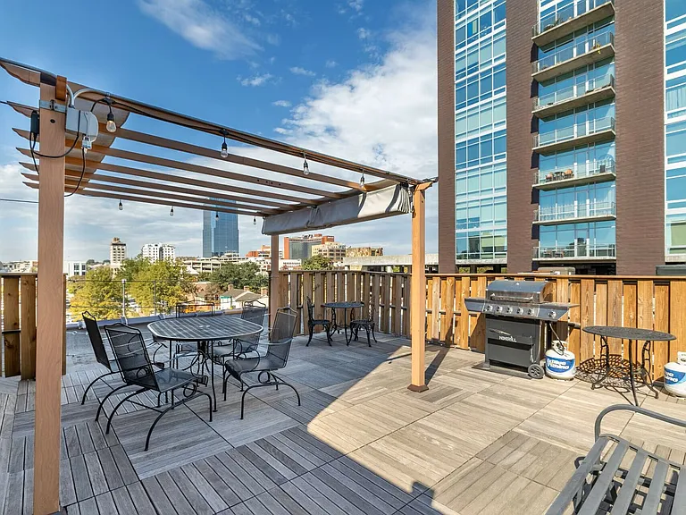 Rock Street Lofts — Photo 13