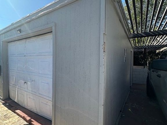 2nd image of 1153-1155 Emory St #1153