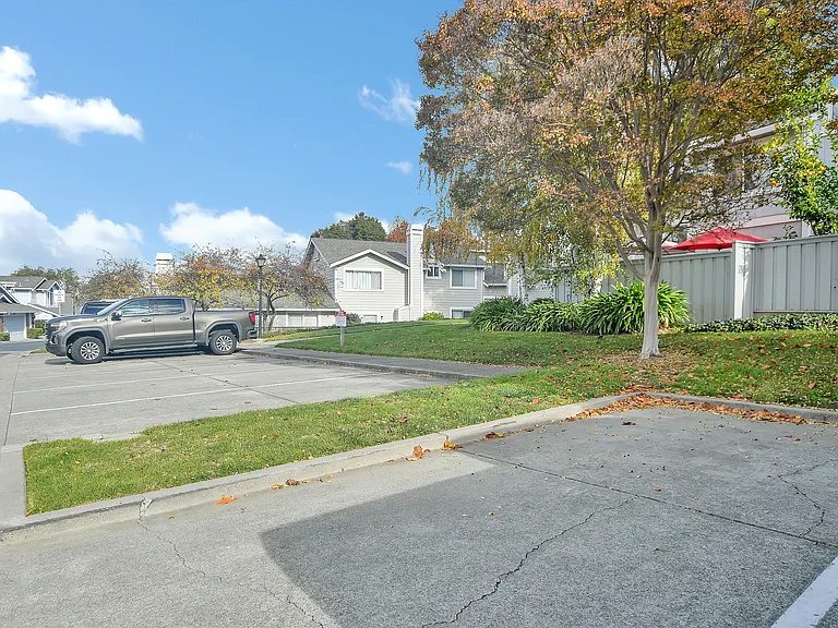 291 S Wildwood — Photo 31