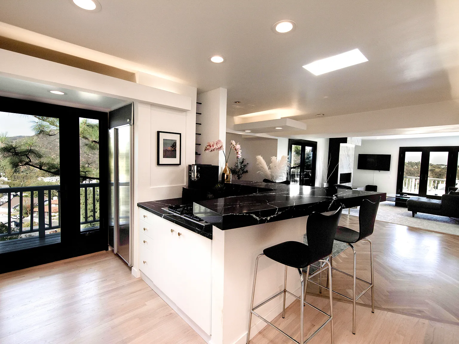 2242 Jeffersonia Way — Photo 3