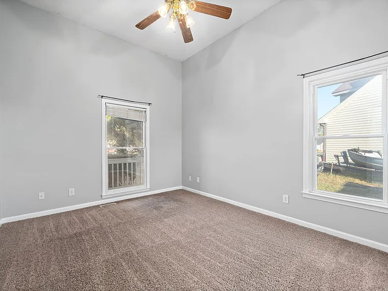 3737 Heather Dr — Photo 11