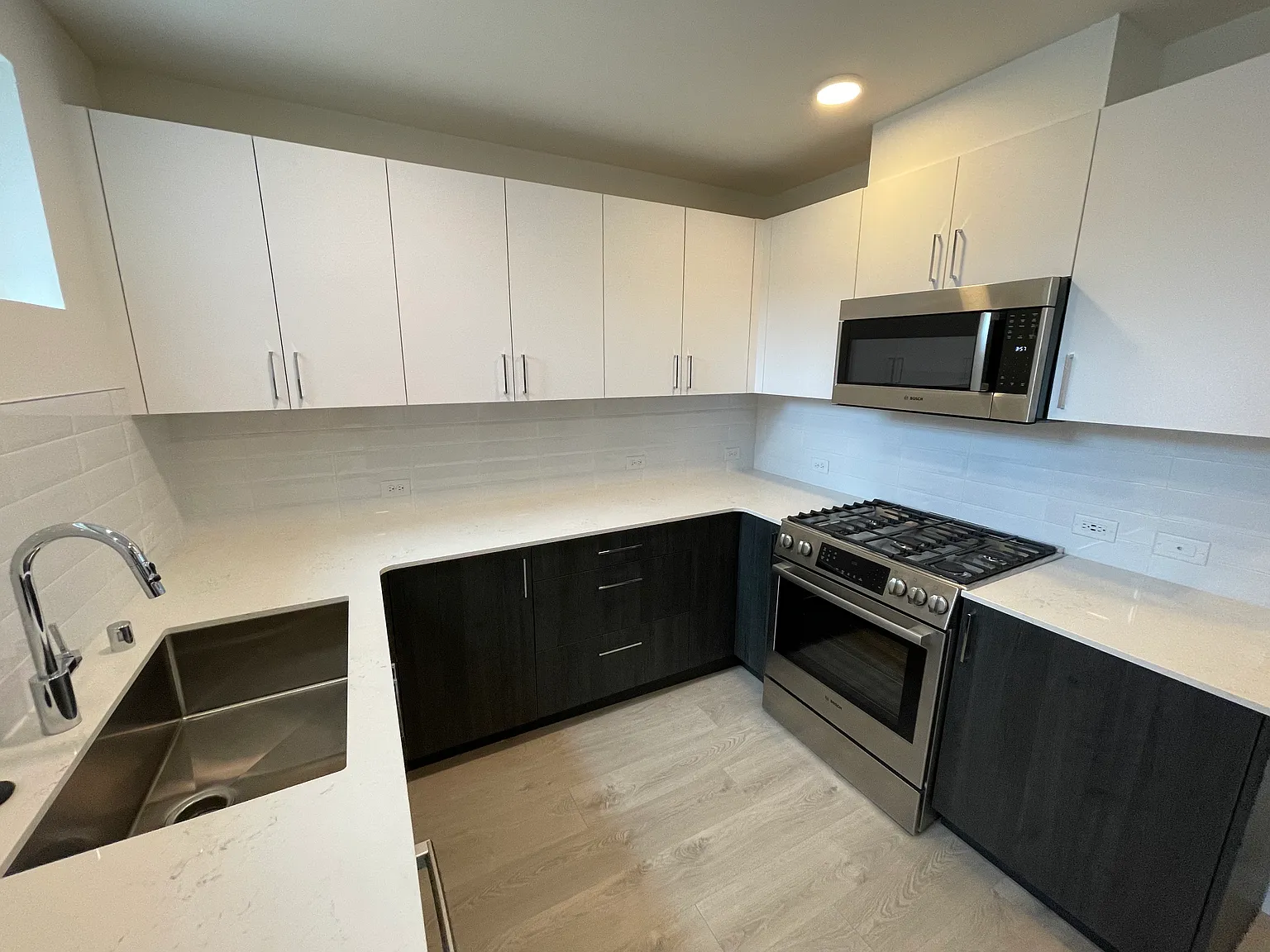 3 bed, 1.5 bath, 1378 sqft, $3,400 — Photo 4
