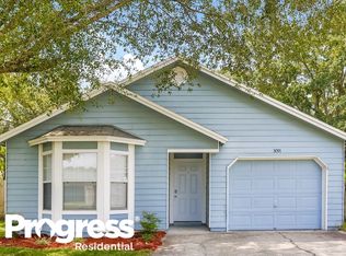 3091 Wavering Ln, Middleburg, FL 32068