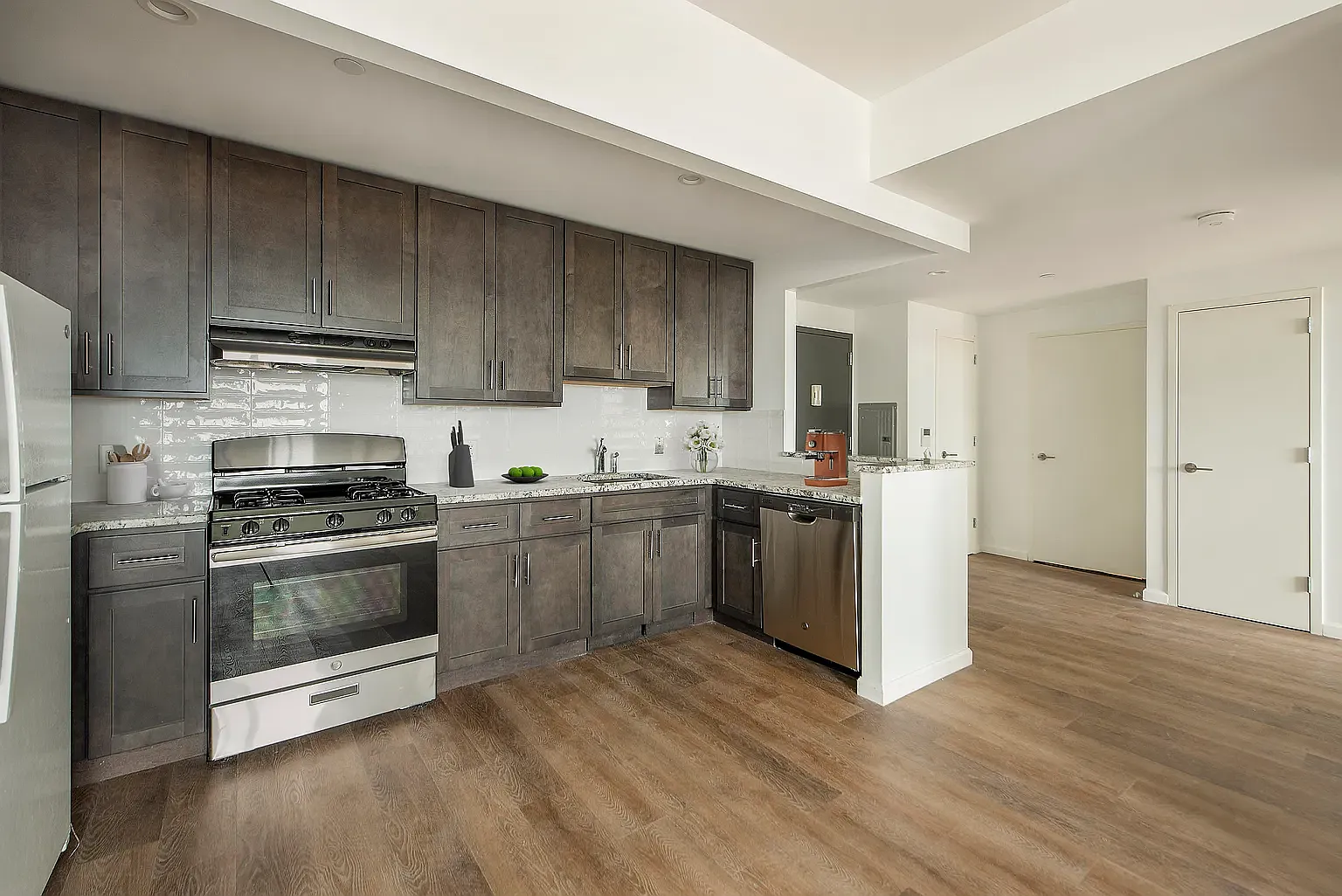 230 West 126th Street — Photo 3