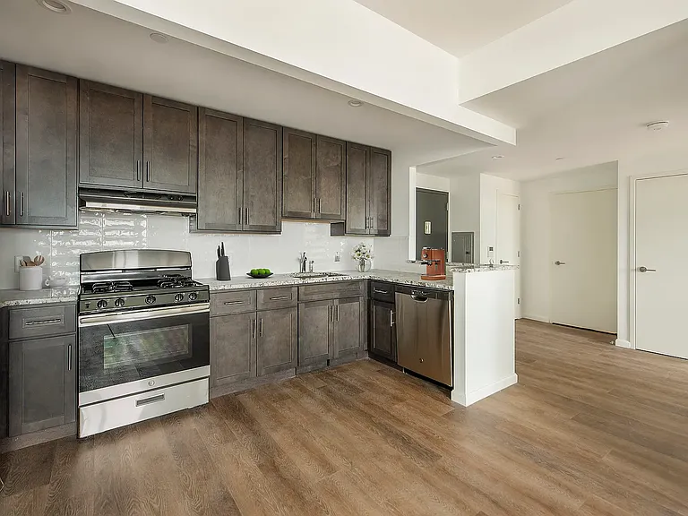 230 W 126th St #20C — Photo 3