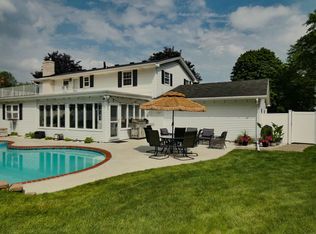 3256 Bitters Ct, Green Bay, WI 54301