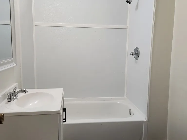 514 N Towne Ave #6 — Photo 11