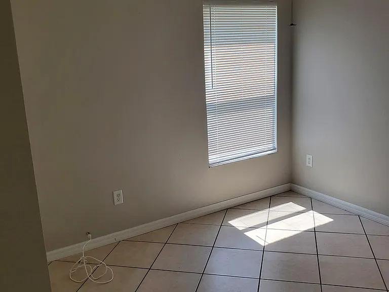 2638 Maylin Dr — Photo 21