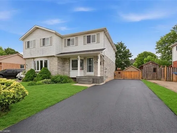 207B Auburn Dr, Waterloo, ON N2K 3T1