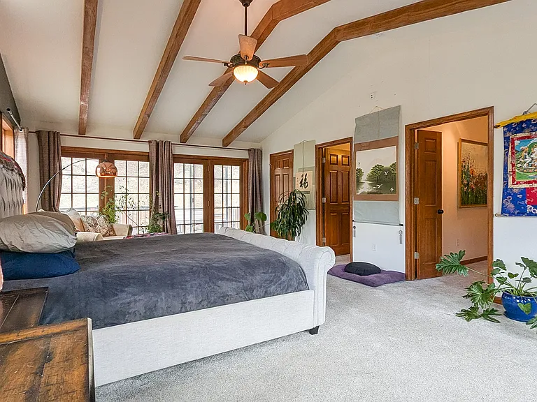 841 Lakeshore Dr — Photo 17
