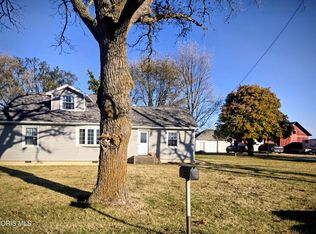 24764 Bradner Rd, Genoa, OH 43430