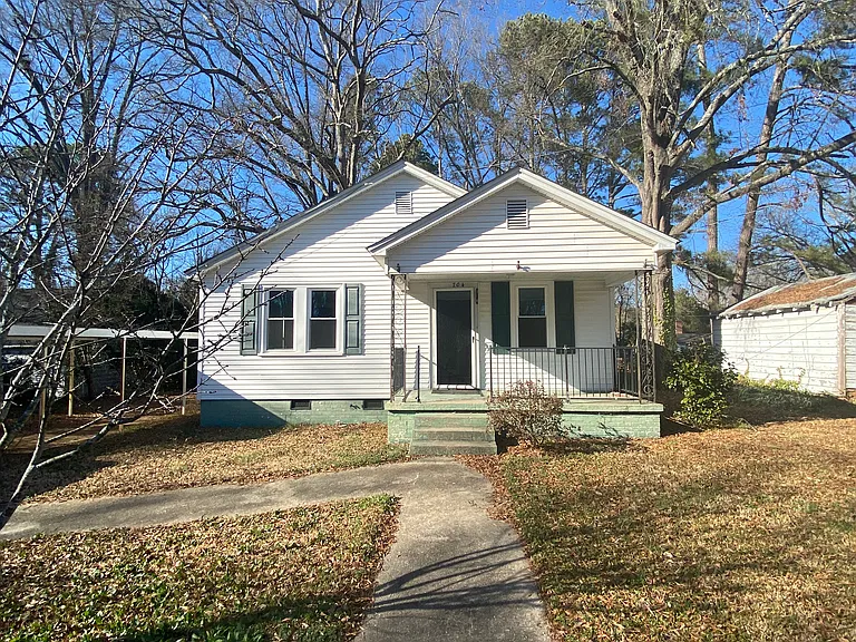 704 Blair St — Photo 1