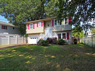 36 Day Ave, Middletown, NJ 07748