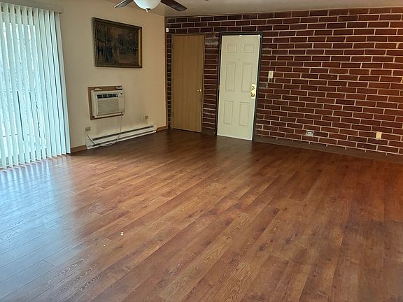 3rd image of 1912 Canal St APT 3D