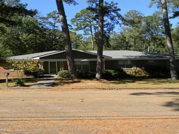 422 Edgewood Dr, Brookhaven, MS 39601