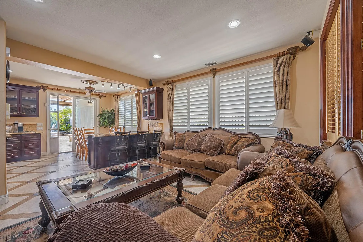 Building Photo - 20552 Bergamo Way