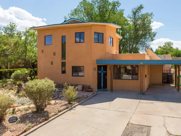 733 Wellesley Dr NE, Albuquerque, NM 87106