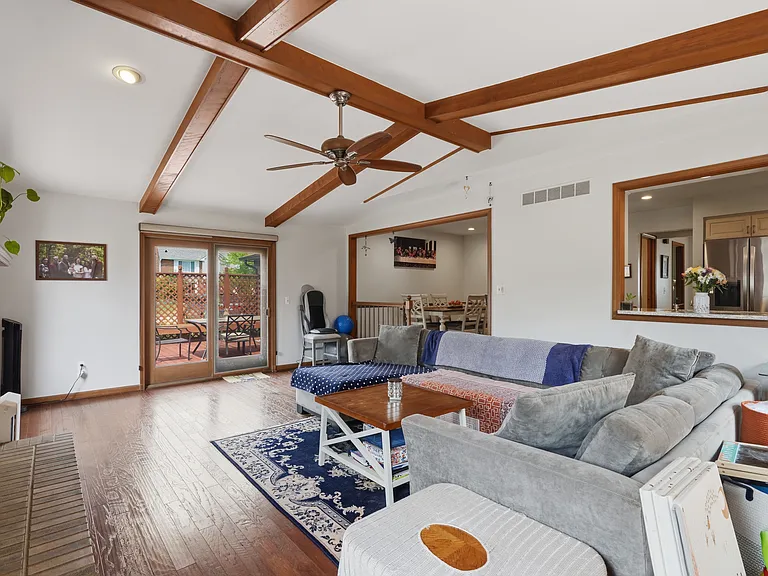 41605 Waterfall Rd — Photo 3