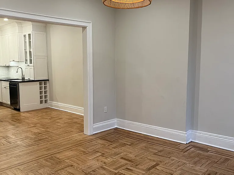 118 Wayne St #2 — Photo 10