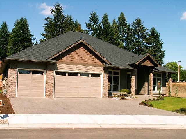 1st image of 3904 NE 130th Way