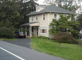 2665 N Delaware Dr, Easton, PA 18040