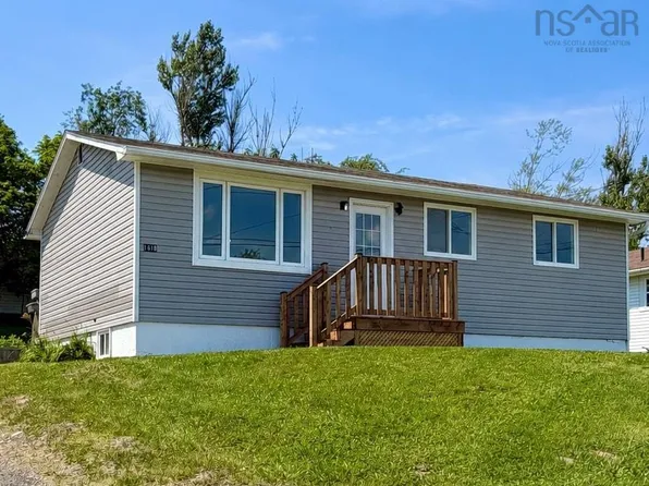 1618 Matheson St, Westville, NS B0K 2A0