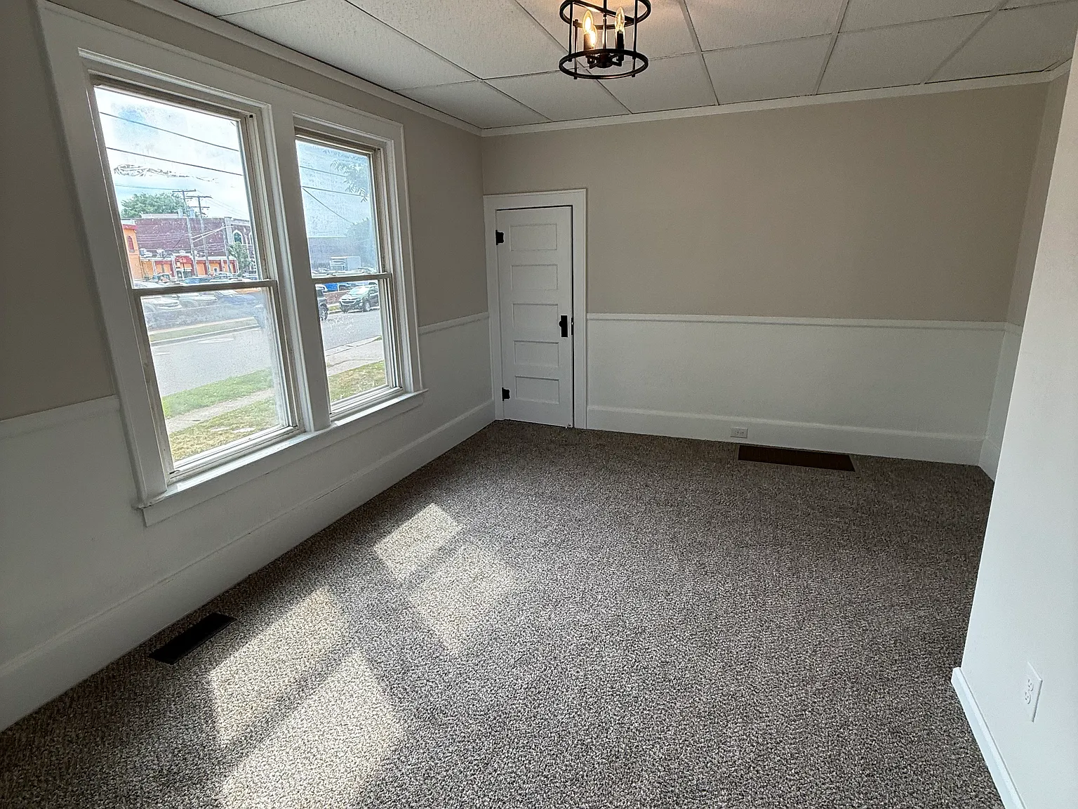2 bed, 1200 sqft, $1,500 — Photo 4