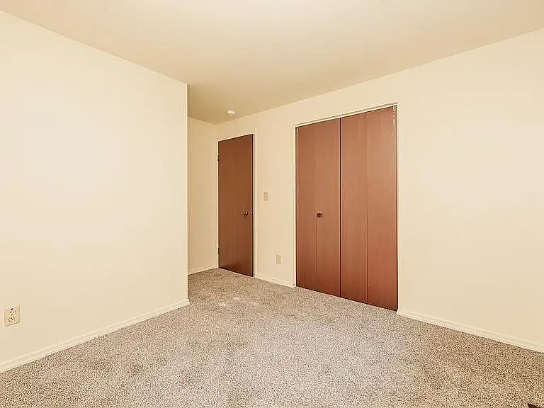 Charming 3 Bed Single Family Home in Dayton, OH - Rent $995/mo — Photo 2