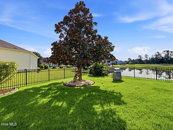 5th image of 684 Bullrush Court NW