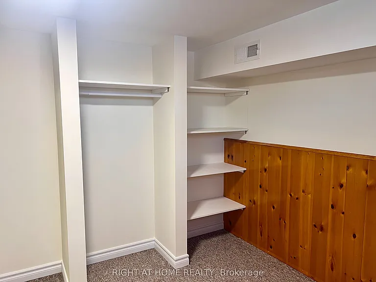 2 Thorncroft Cres — Photo 24