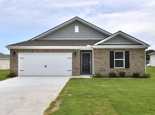 60 Vintage Grove Rd, Jackson, TN 38305