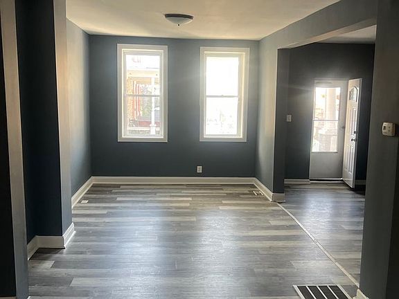 4th image of 2109 Rupp St