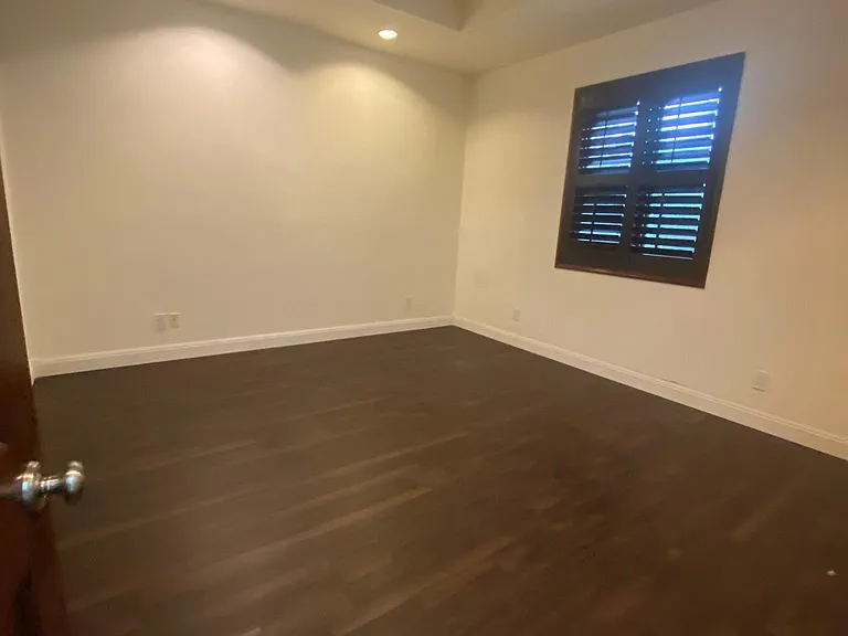 407 Jordan Dr — Photo 14