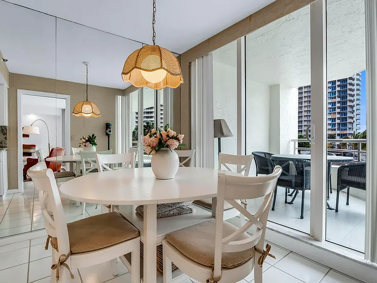4201 N Ocean Blvd #203 — Photo 14